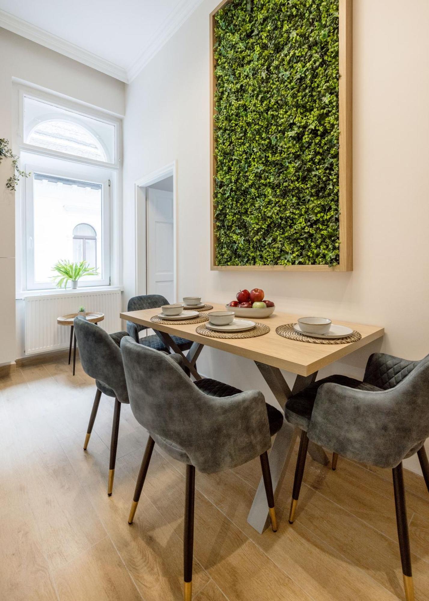Sleek Downtown Living Apartment Budapest Bagian luar foto